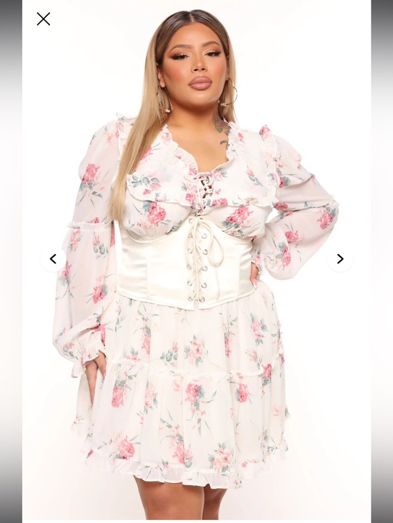 Fashion Nova Dresses & Skirts - NWT Fashion Nova Floral Mini Dress w/ Belt | Lace Up Boned Corset | Cream |